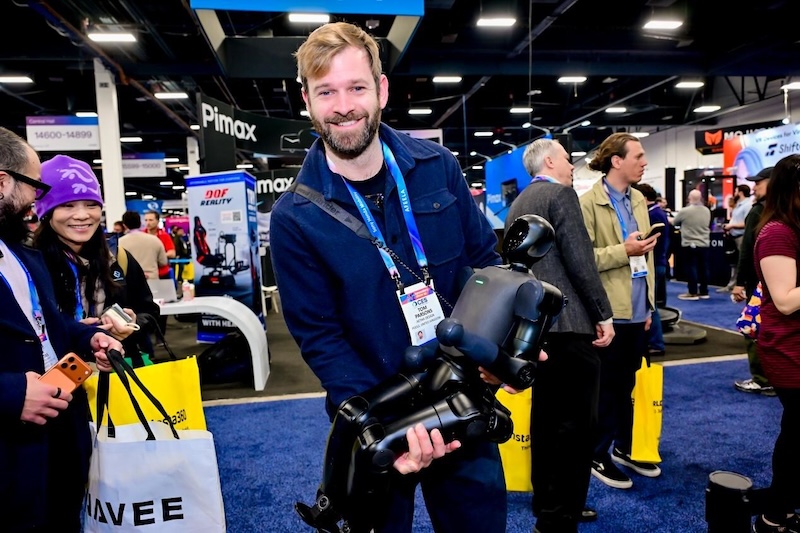 Najmanji humanoidni robot na svetu